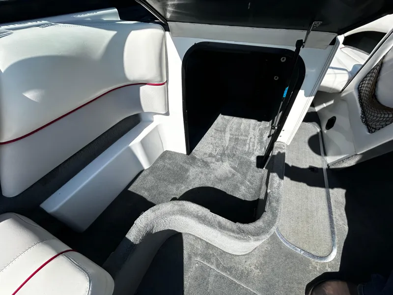 Slide: The Image of Malibu 23 2001 - 20