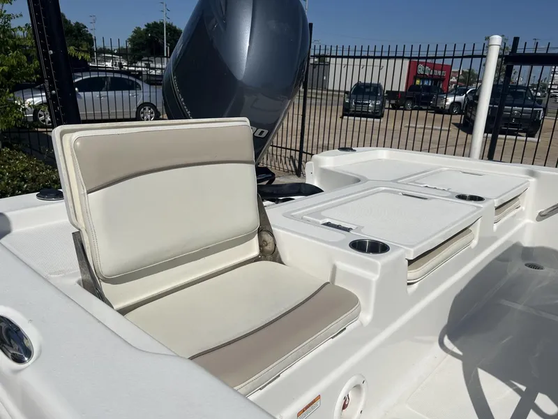 Slide: The Image of NauticStar 215 XTS 2017 - 7