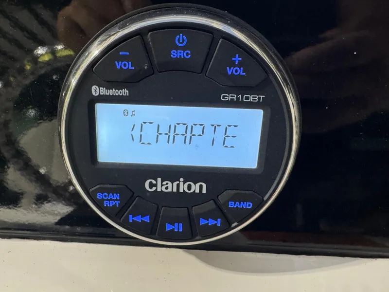 Slide: The Image of Robalo 246 Cayman 2023 - 56