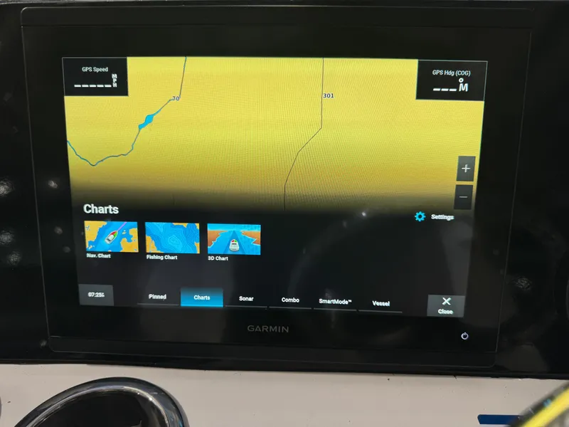 Slide: The Image of Robalo 246 Cayman 2023 - 61