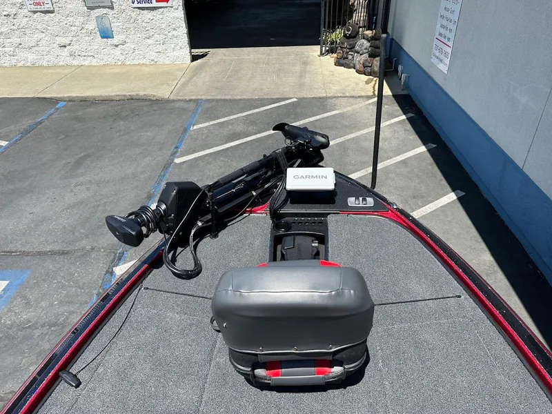 Slide: The Image of 2025 Nitro Z19 Pro boat with Garmin equipment, parked in a lot. - 23