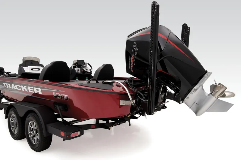 Slide: The Image of Tracker Savage 215 2025 - 60