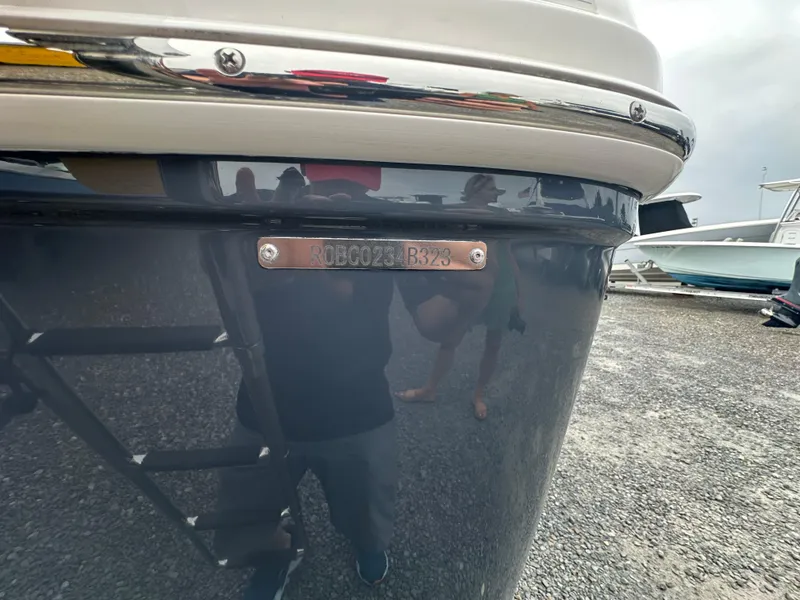Slide: The Image of 2023 Robalo R200 Center Console boat hull with identification plate. - 26
