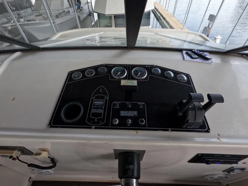 Slide: The Image of Jamestowner 1667WB Americana Custom 1998 - 84