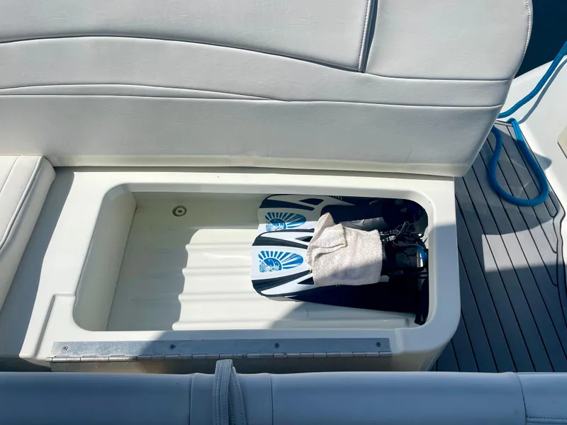 Slide: The Image of Formula 37 PC 2004 - 64