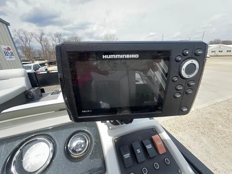 Slide: The Image of Helix 5 fish finder on 2022 Crest Classic Fish 200 boat dashboard. - 17