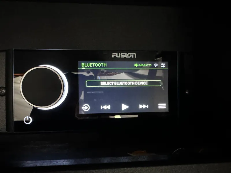 Slide: The Image of Fusion Bluetooth audio system interface in a 2017 Statement 350 Open. - 18