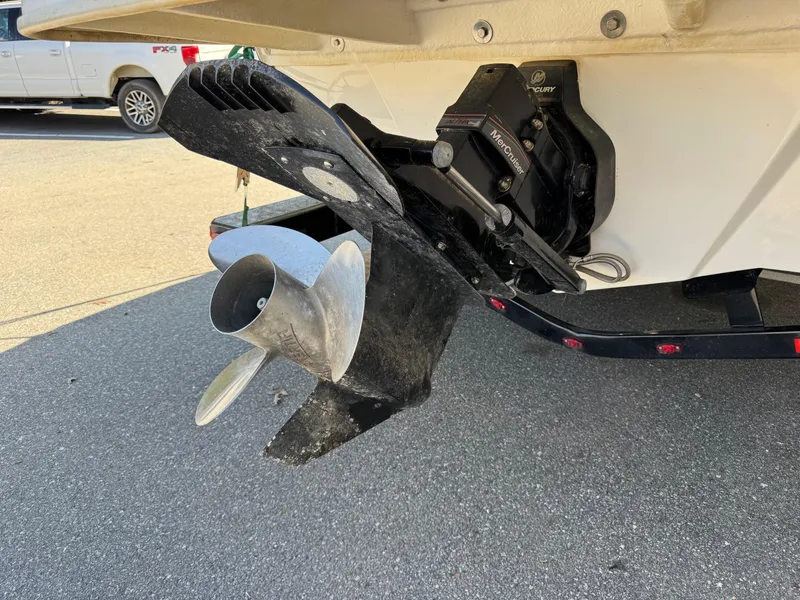 Slide: The Image of Propeller and outdrive of a 2015 Sea Ray 220 Sundeck boat. - 5