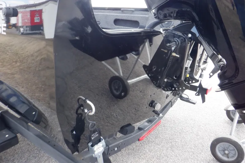 Slide: The Image of 2023 Crestliner 1650 Fish Hawk SE WT boat transom and motor detail. - 36