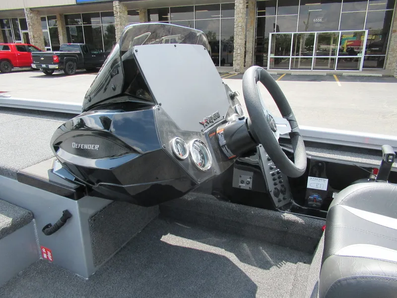 Slide: The Image of Vexus AVX 181 Defender 2026 - 3