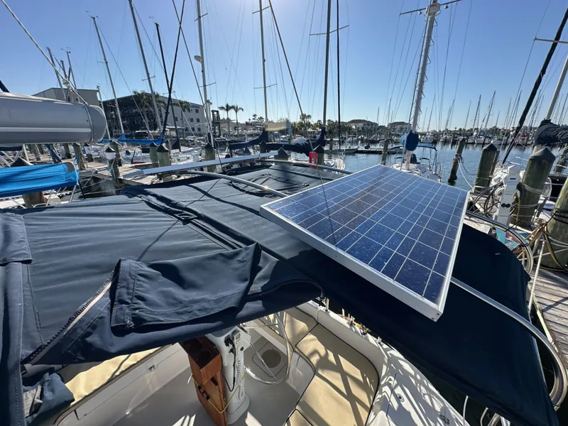Slide: The Image of Catalina 350 2005 - 12