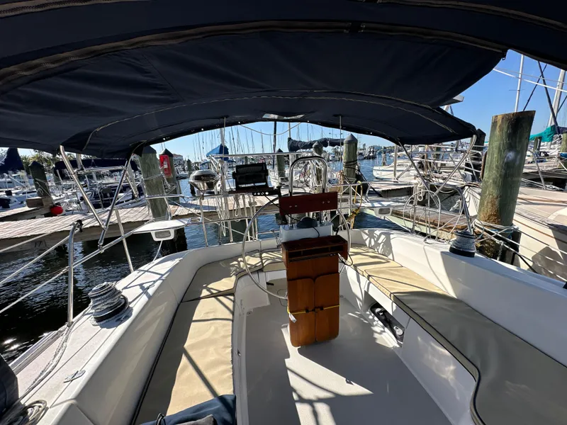 Slide: The Image of Catalina 350 2005 - 18