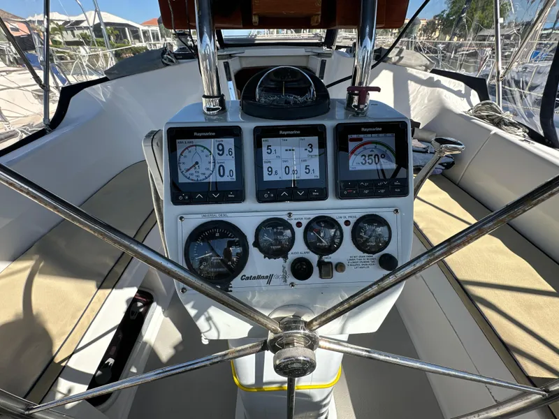 Slide: The Image of Catalina 350 2005 - 23