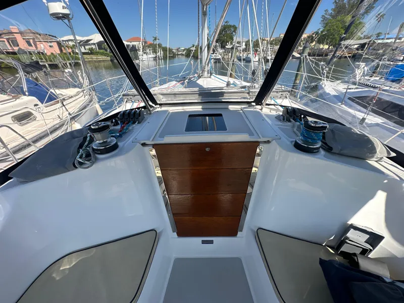 Slide: The Image of Cockpit of 2005 Catalina 350 sailboat with clear view. - 36