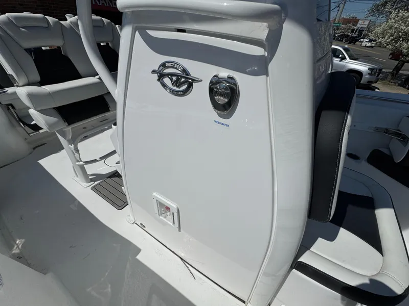 Slide: The Image of Tidewater 232 CC Adventure 2025 - 16