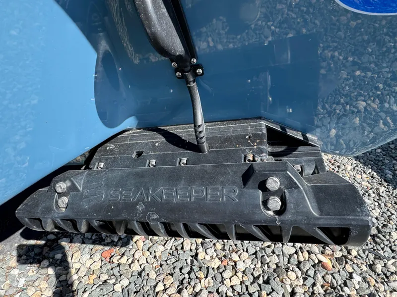 Slide: The Image of Tidewater 232 CC Adventure 2025 - 5