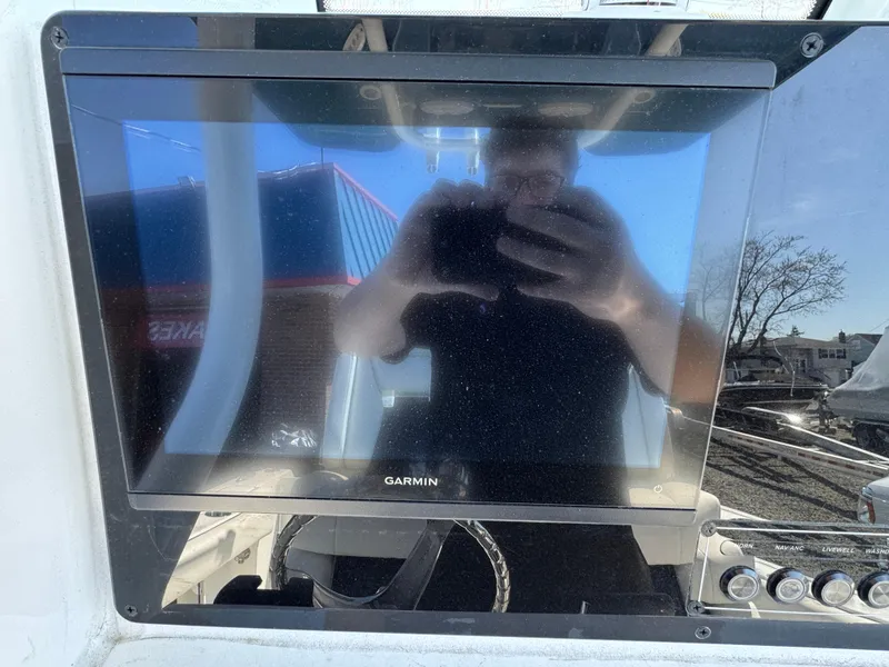 Slide: The Image of Tidewater 232 CC Adventure 2025 - 6