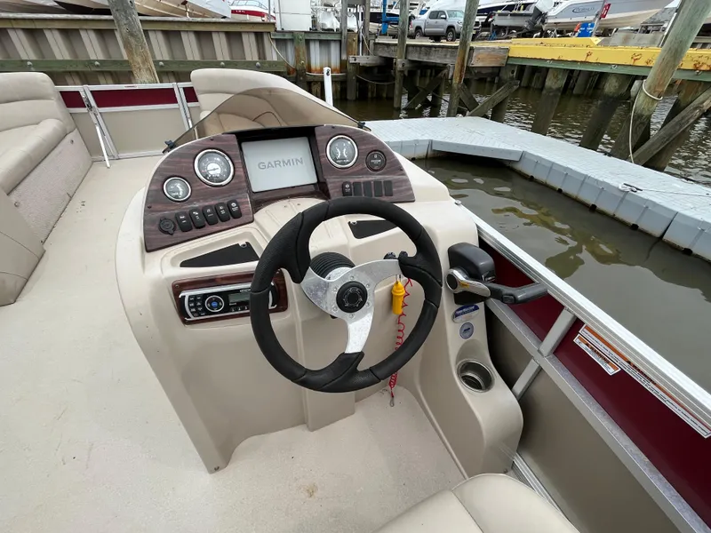 Slide: The Image of Steering console of 2014 Avalon CATALINA 22 boat with Garmin navigation system. - 10
