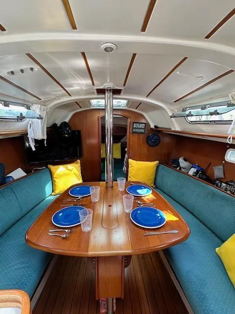 Slide: The Image of Beneteau Oceanis 311 2000 - 51