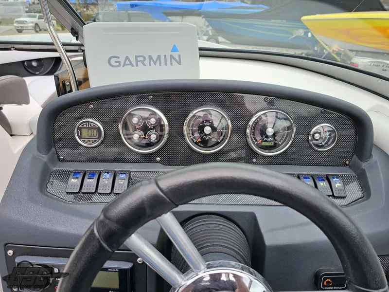 Slide: The Image of Regal 2500 Bowrider 2011 - 71