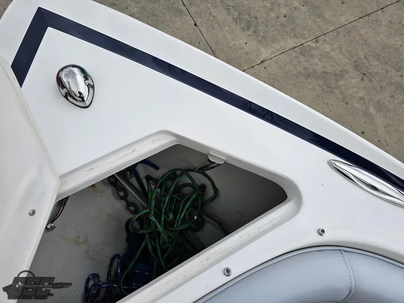 Slide: The Image of Regal 2500 Bowrider 2011 - 83