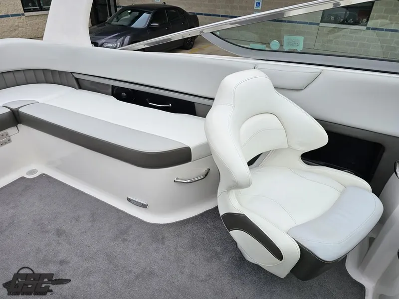 Slide: The Image of Regal 2500 Bowrider 2011 - 89