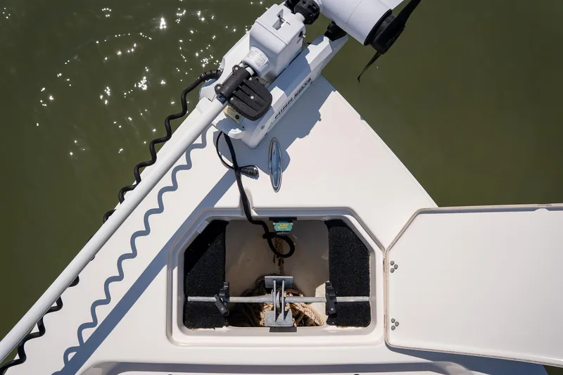 Slide: The Image of 2018 Pathfinder 2400 TRS boat bow with anchor storage and trolling motor. - 27