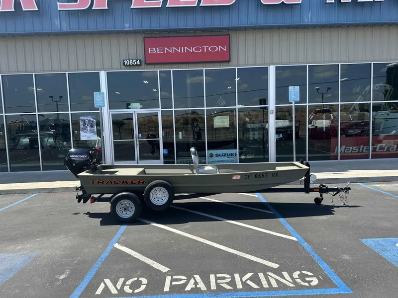 The Image of Tracker Grizzly Jon 2024 - 1