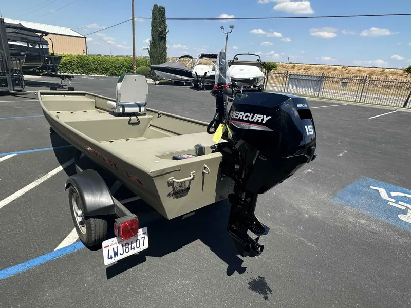 Slide: The Image of Tracker Grizzly Jon 2024 - 8