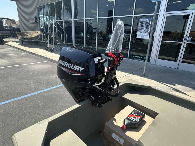 Slide: The Image of Tracker Grizzly Jon 2024 - 9