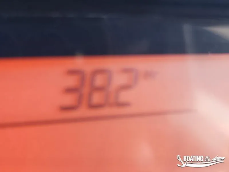 Slide: The Image of Display screen showing 38.2 km/h on 2023 Sea-Doo Switch Cruise 21. - 18