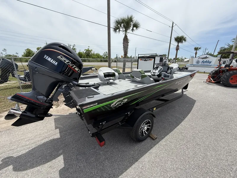 Slide: The Image of G3 Sportsman 1810 PFX 2025 - 2