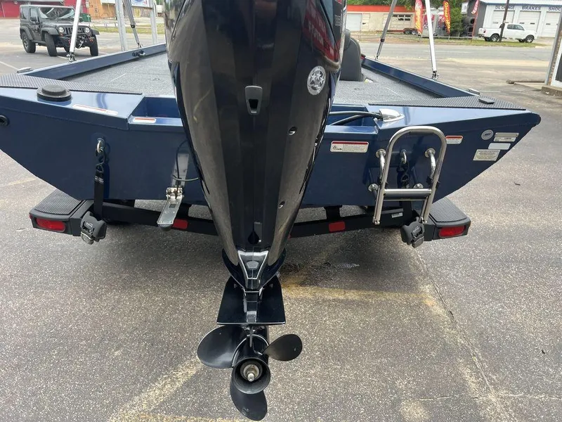 Slide: The Image of Ranger RT178C 2022 - 50