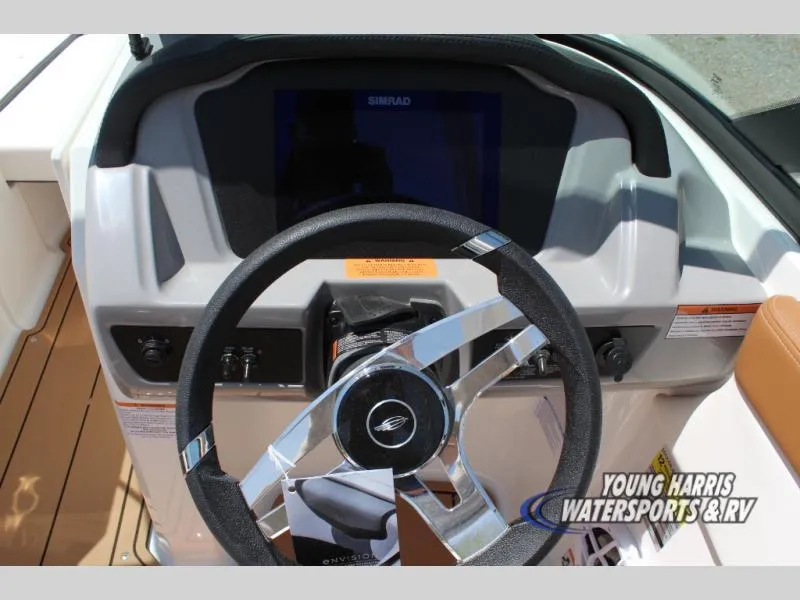 Slide: The Image of Chaparral 21 SSi 2025 - 9