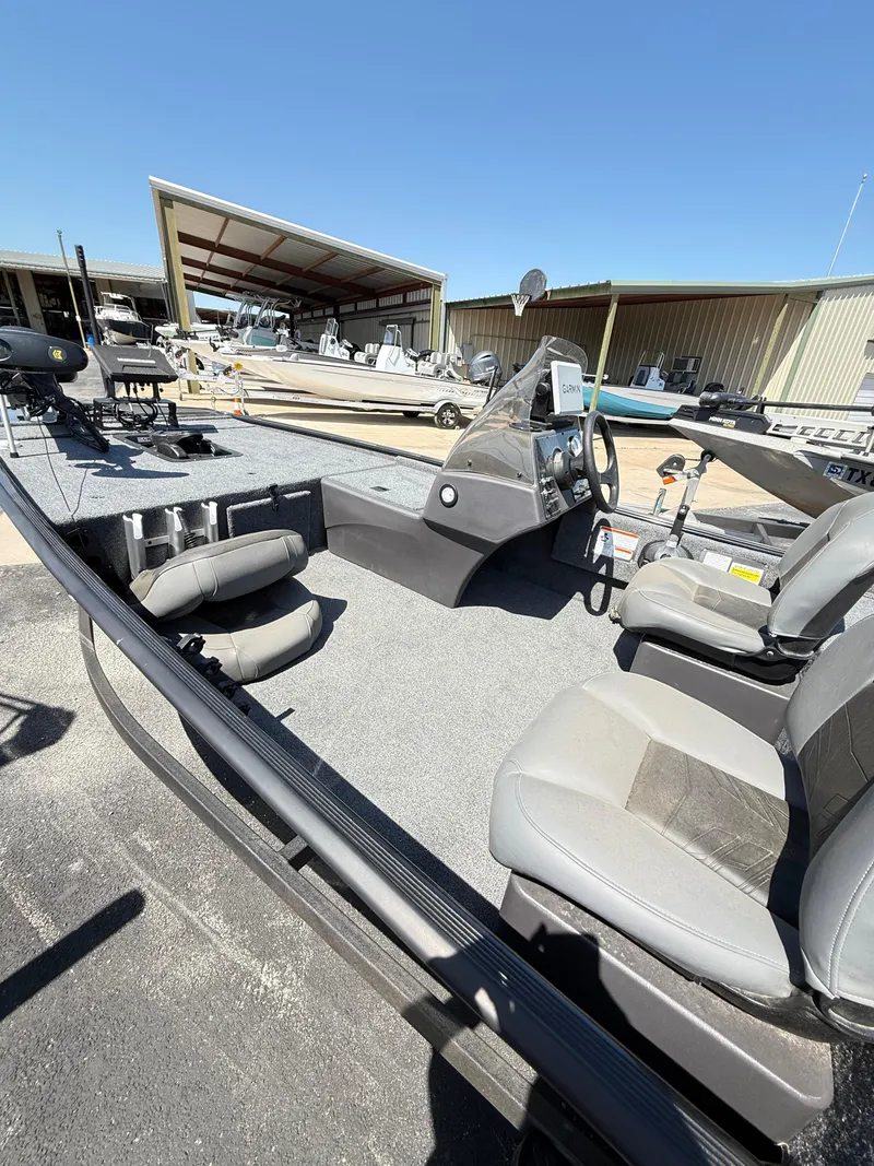Tracker 17 CLASSIC 2024 for Sale | MarineSource