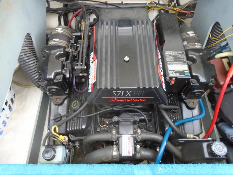Slide: The Image of 1997 Sea Ray 210 Bowrider engine, 5.7LX EFI, detailed view. - 7