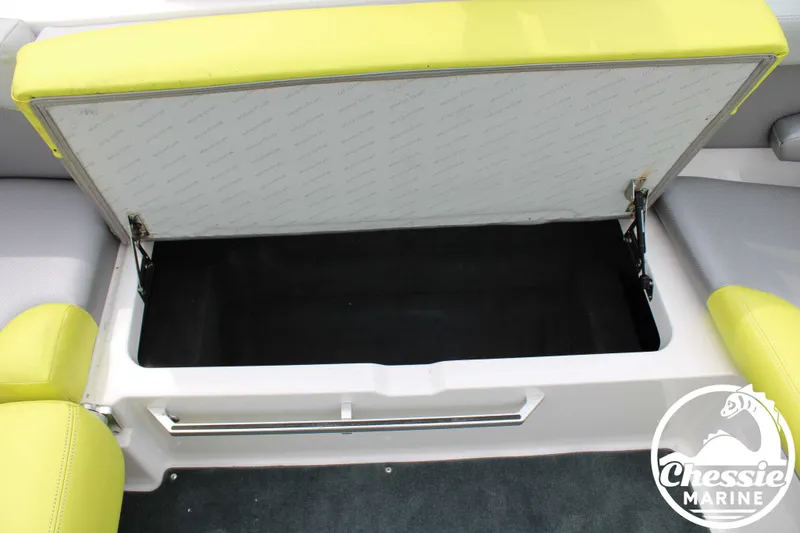 Slide: The Image of MasterCraft XT 21 2017 - 17