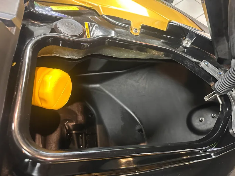 Slide: The Image of Kawasaki JET SKI ULTRA 160LX 2024 - 10