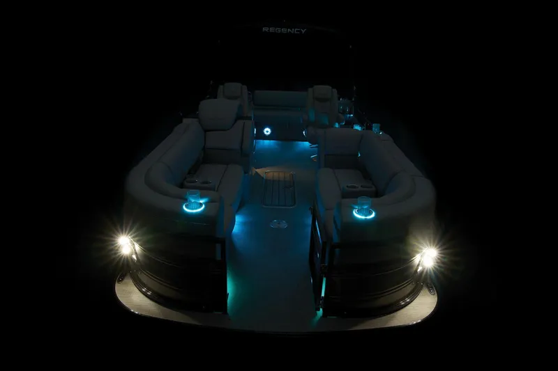 Slide: The Image of Regency 230 LE3 Sport 2024 - 48