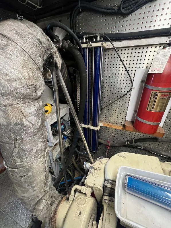 Slide: The Image of Kha Shing Motoryacht 1993 - 110