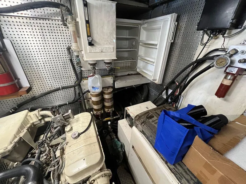 Slide: The Image of Kha Shing Motoryacht 1993 - 113