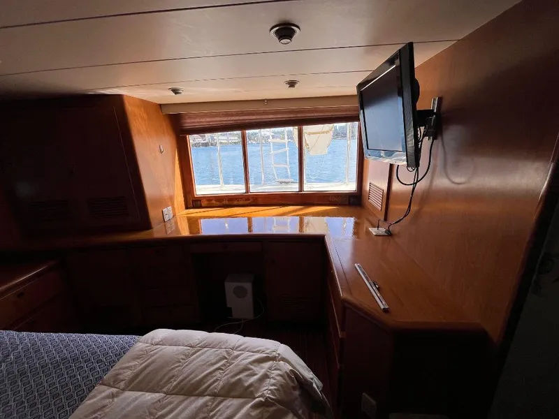 Slide: The Image of Kha Shing Motoryacht 1993 - 121