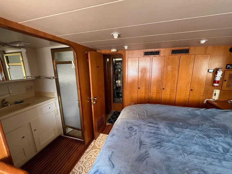 Slide: The Image of Kha Shing Motoryacht 1993 - 128