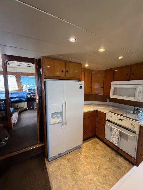 Slide: The Image of Kha Shing Motoryacht 1993 - 51