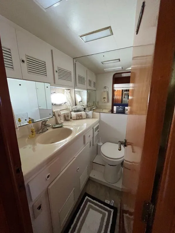 Slide: The Image of Kha Shing Motoryacht 1993 - 94