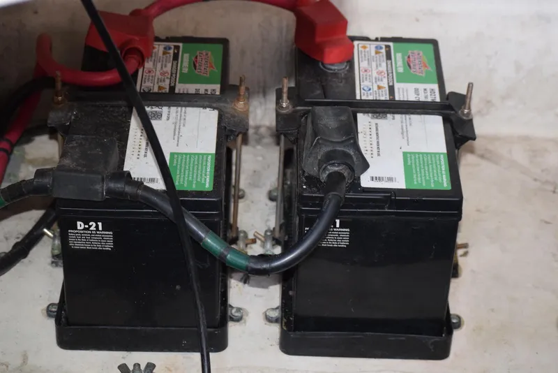 Slide: The Image of Sea Ray 340 Sundancer 2005 - 51