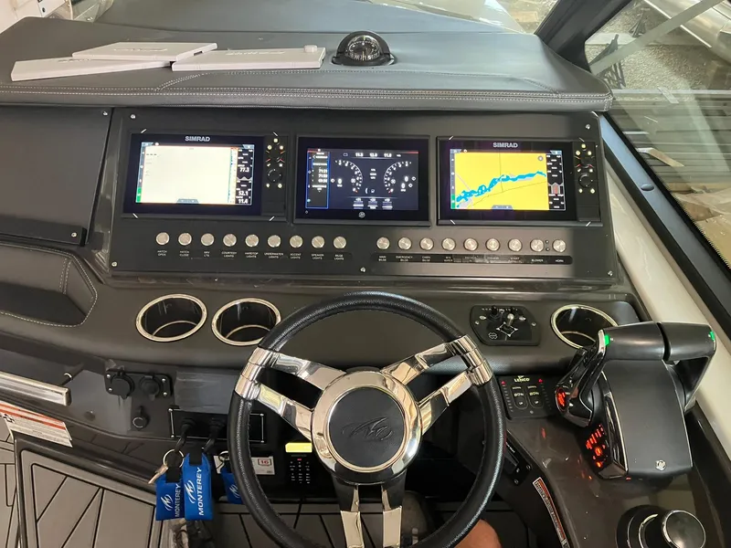 Slide: The Image of Monterey 385 Super Sport 2023 - 60