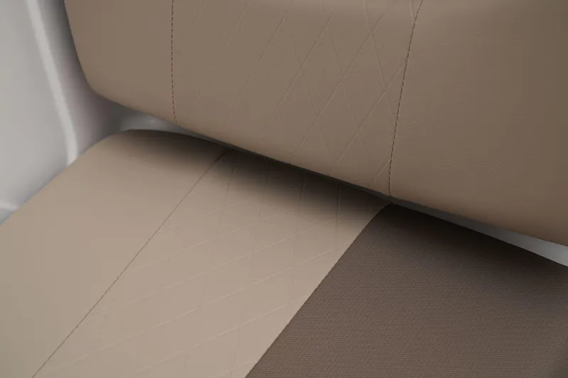 Slide: The Image of Tahoe 185 S 2025 - 62