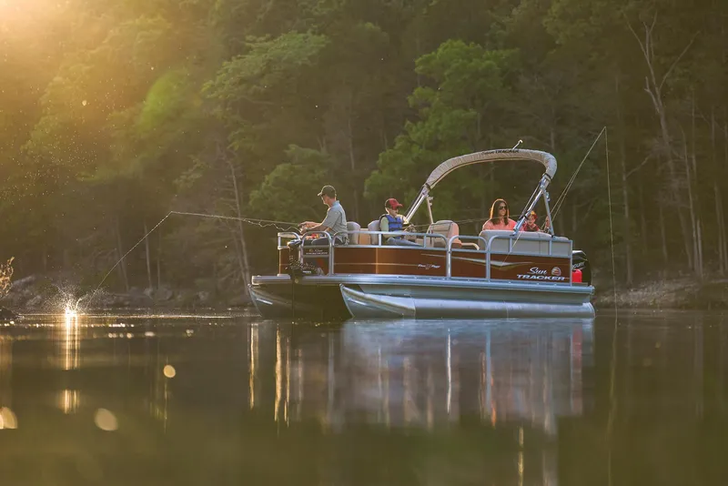 Slide: The Image of Sun Tracker Bass Buggy 16 XL Select 2025 - 54