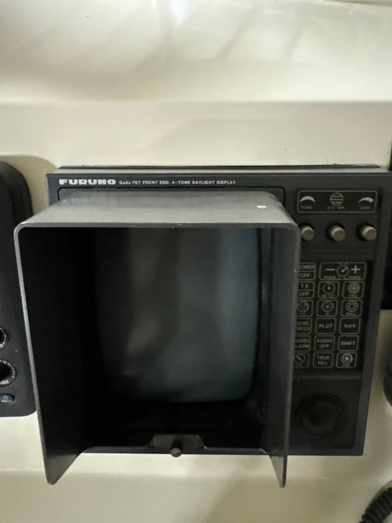 Slide: The Image of Furuno marine radar display on a 1990 Tiara Yachts 4300 Convertible. - 22